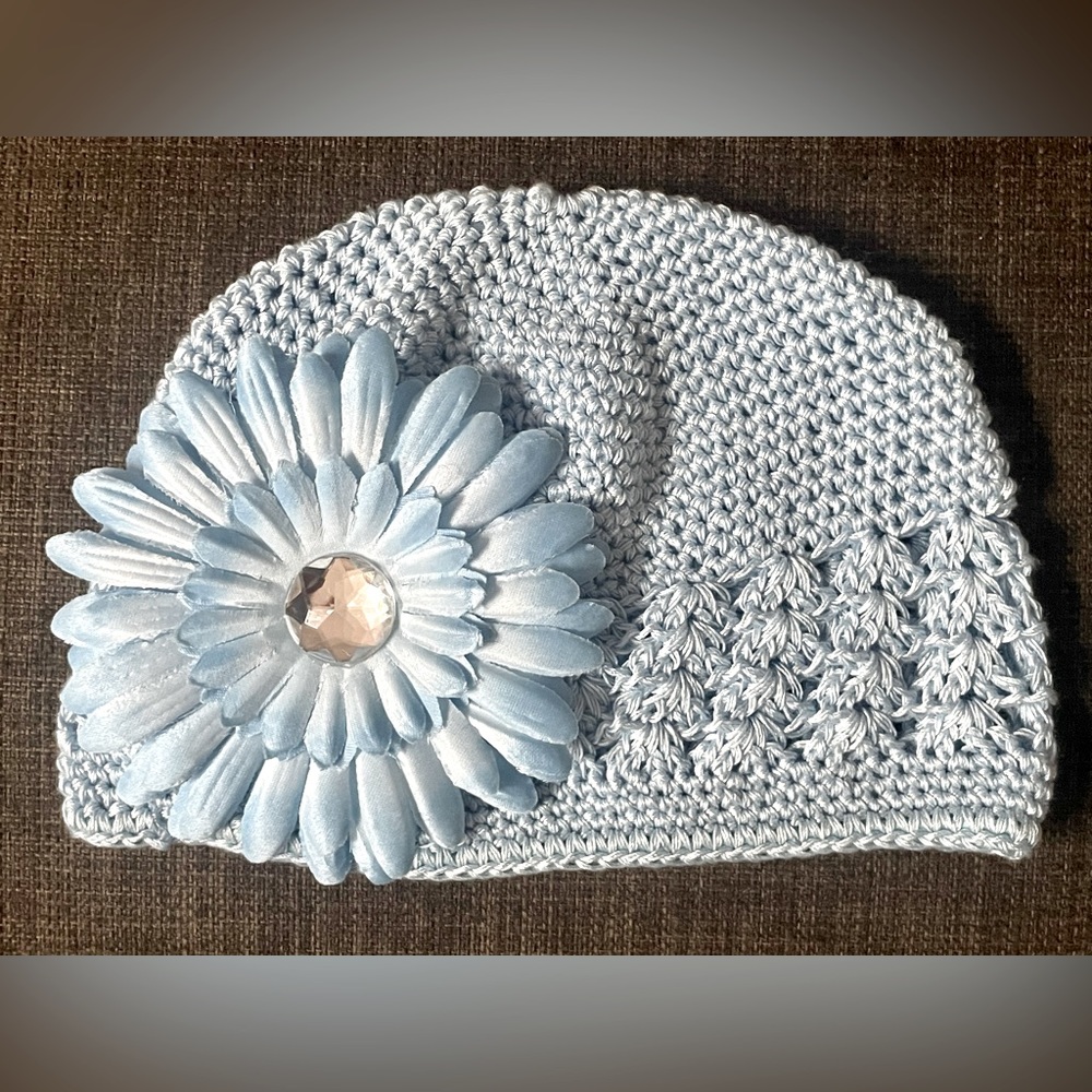 Hand-made baby/toddler hat
